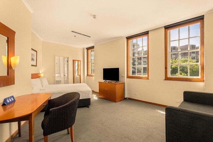 Room 27 of 59