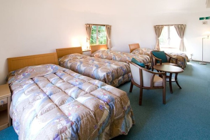 Room 10 of 49
