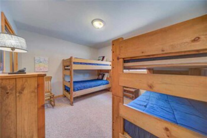Room 15 of 18