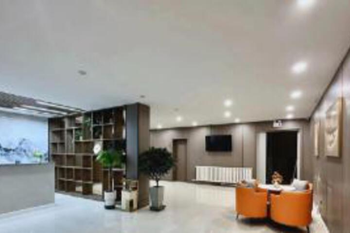 Yunfeng Zicheng Business Hotel