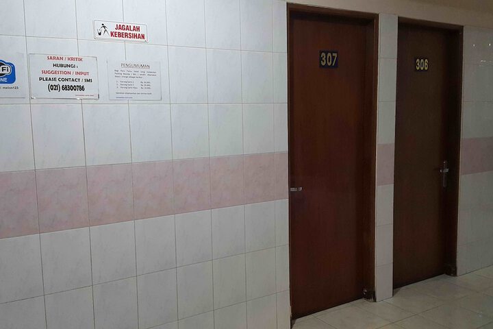 Ballroom/Hall 14 of 17