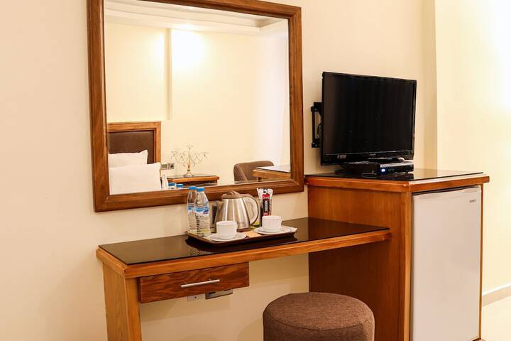 Room 14 of 40