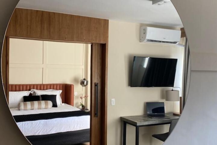 Room 34 of 60