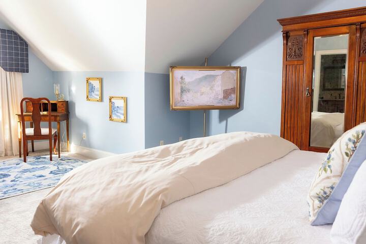 Room 21 of 53