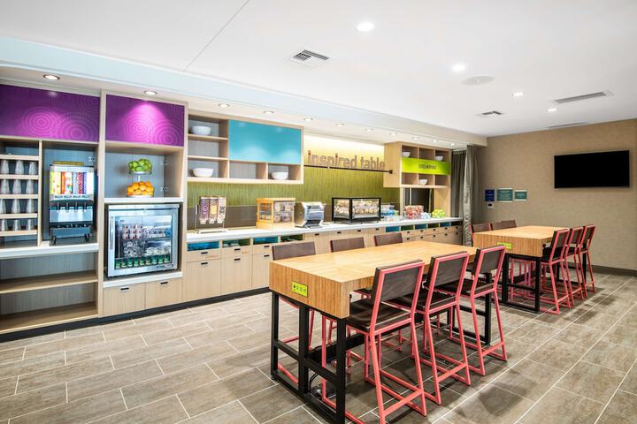 Breakfast area