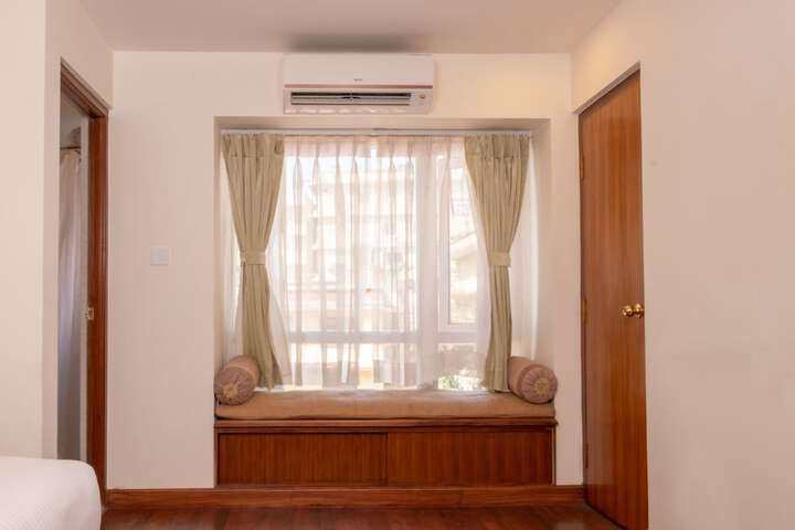 Room 48 of 91