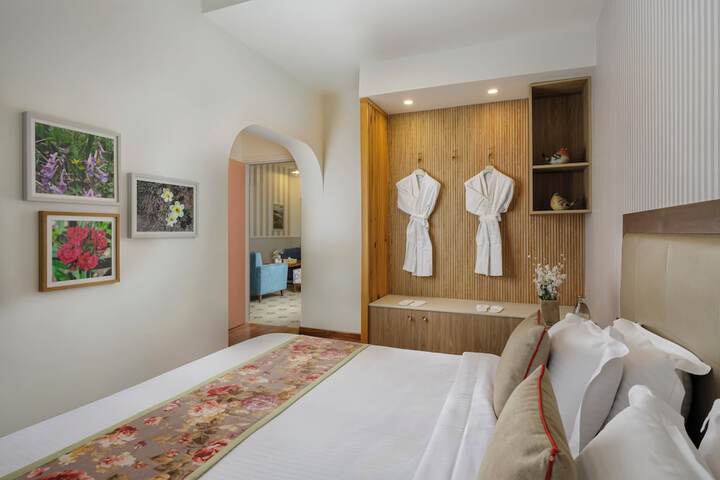 Room 47 of 203