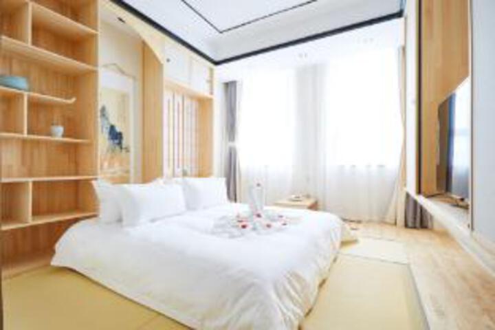 Room 21 of 23