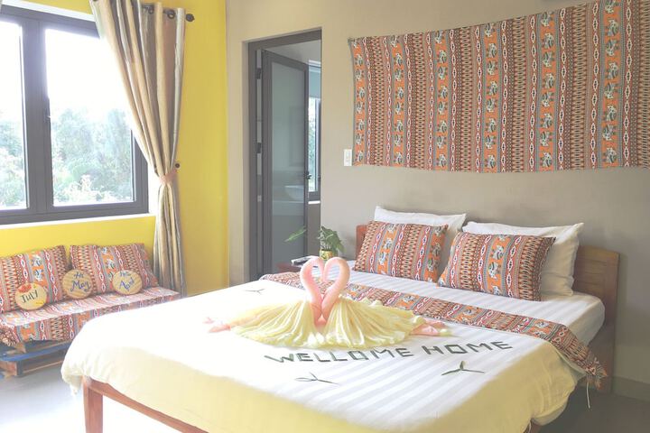 Room 6 of 47