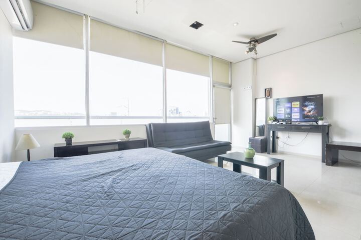 Room 8 of 75