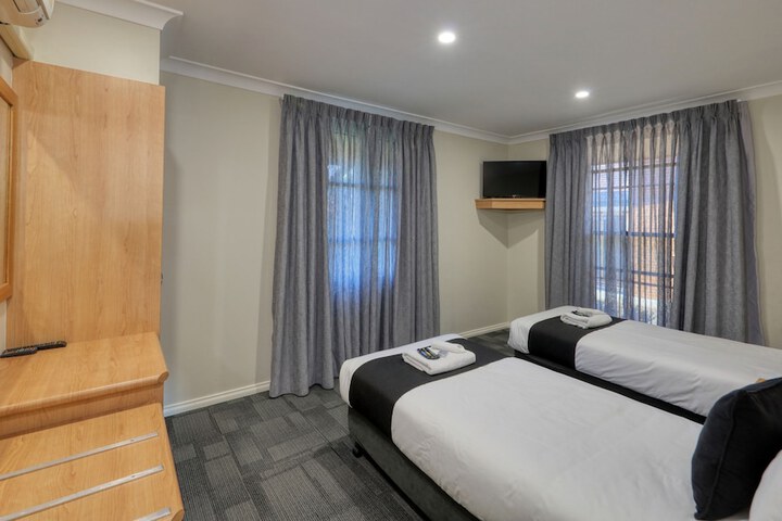 Room 7 of 46