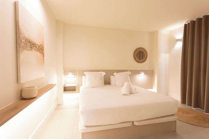 Room 7 of 91