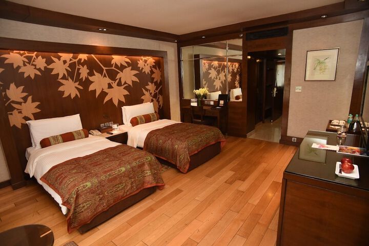 Room 20 of 140