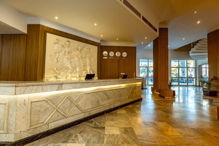 Hotel Interior 4 of 96