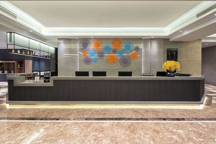 Photo of La Quinta by Wyndham Qionghai Yinhai
