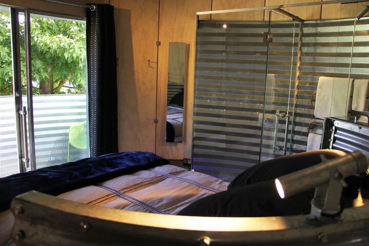 Room 8 of 60