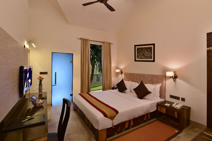 Room 7 of 26