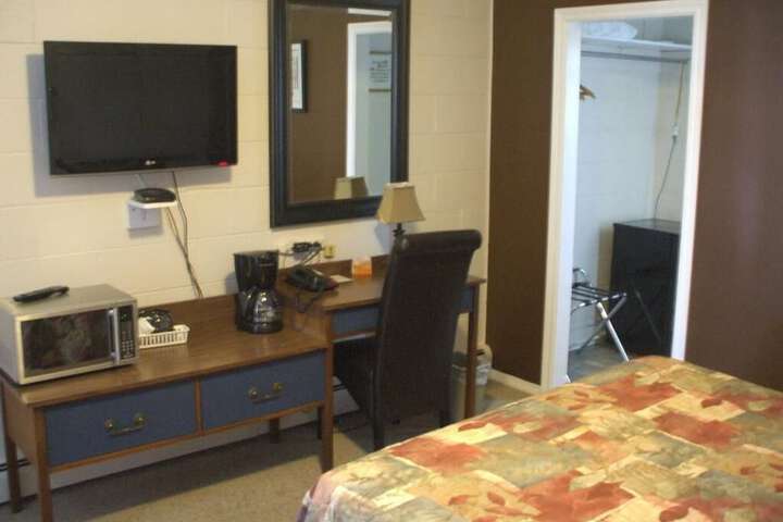 Room 30 of 132
