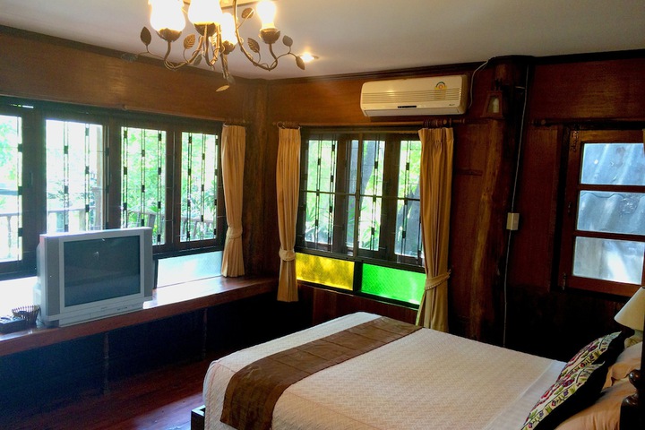 Room 14 of 74
