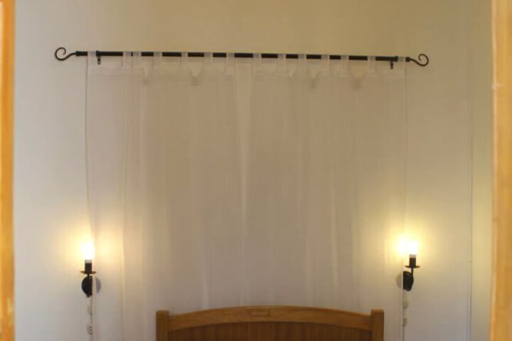 Room 8 of 10