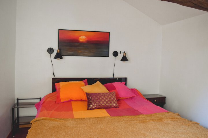 Room 26 of 320
