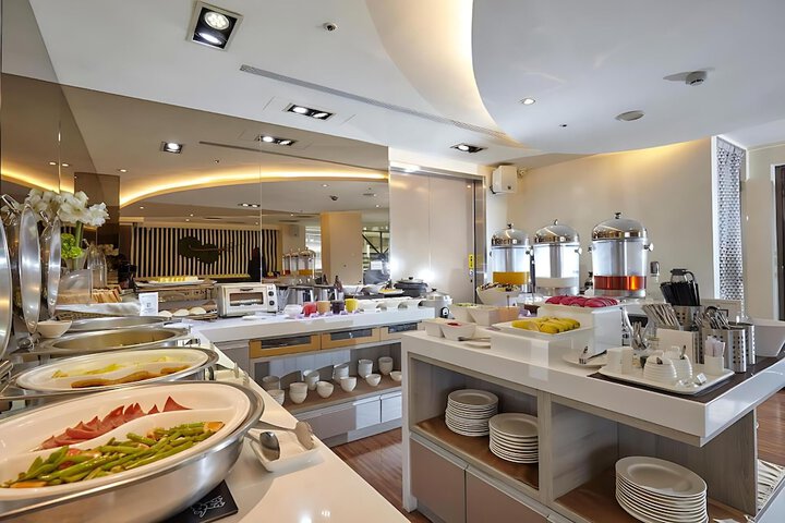 Breakfast/Coffee Service 46 of 55