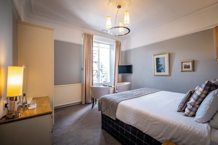 Room 16 of 72