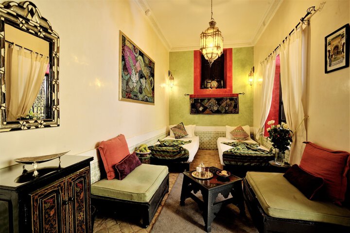 Room 2 of 42