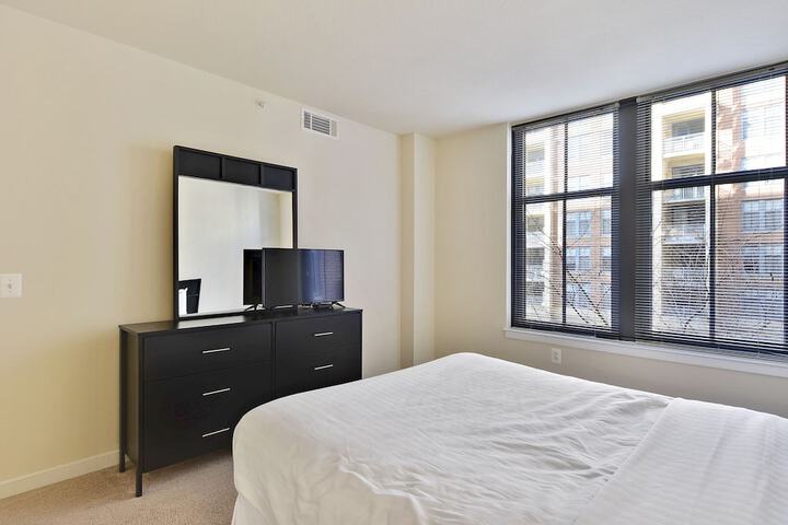 Room 6 of 26