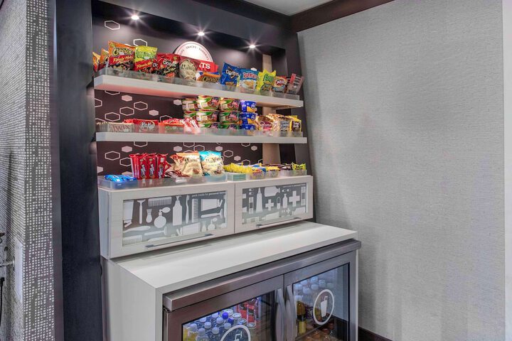 Snack bar