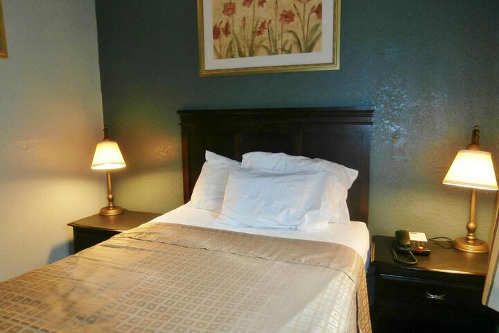 1 Double Bed (7 of 13)