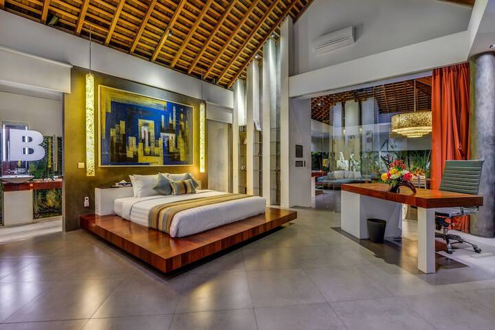 Room 2 of 29