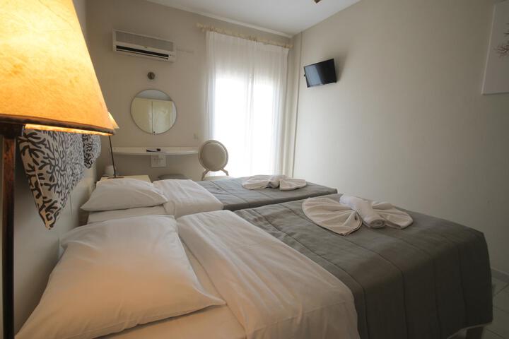 Room 46 of 51