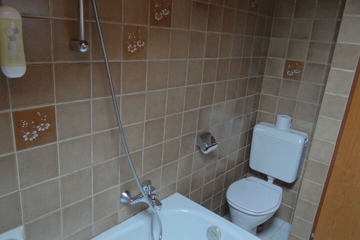 Room 45 of 61