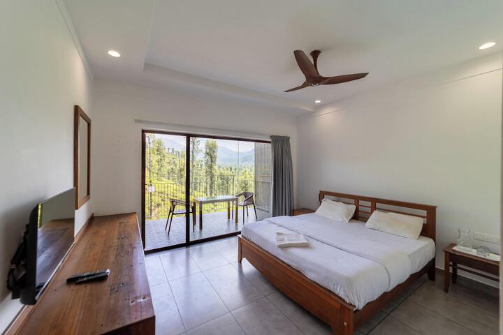 Room 15 of 72