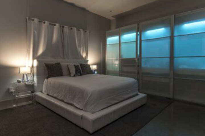 Room 21 of 30