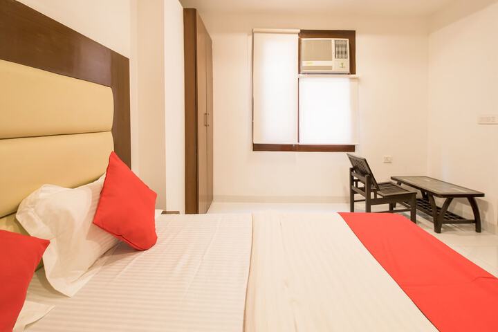 Room 18 of 23