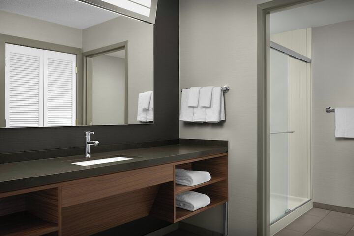 Room 18 of 35