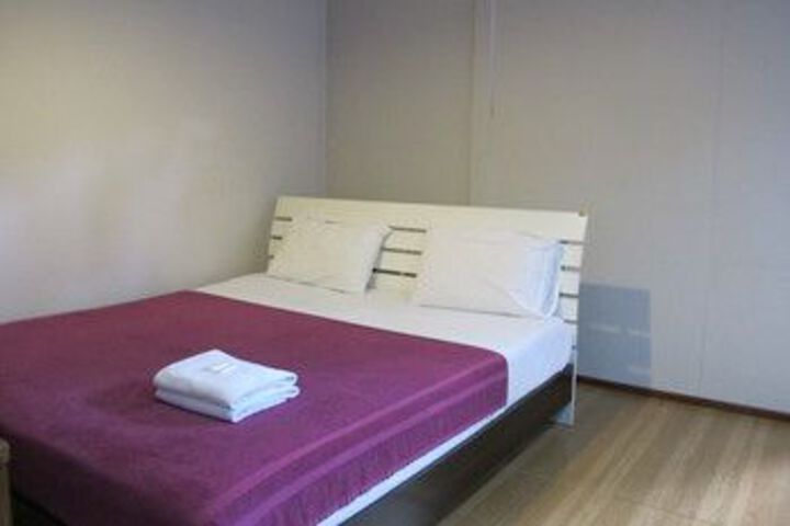 Room 33 of 51