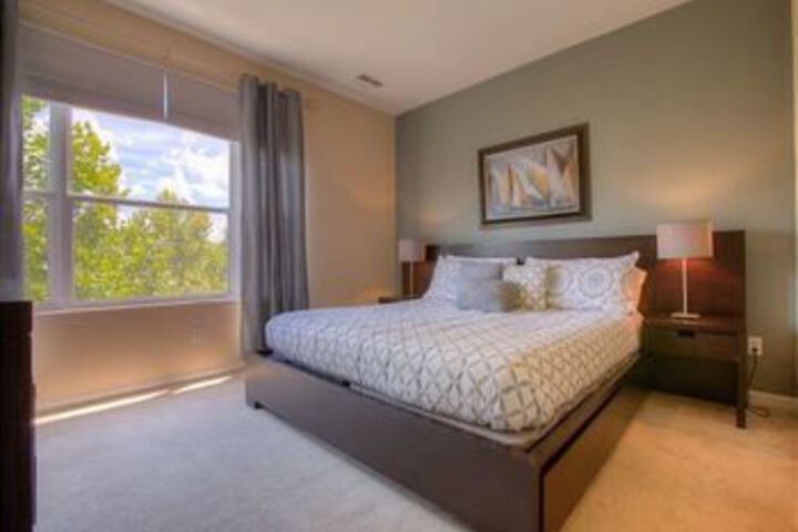 Room 7 of 20