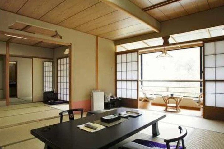 Room 3 of 15