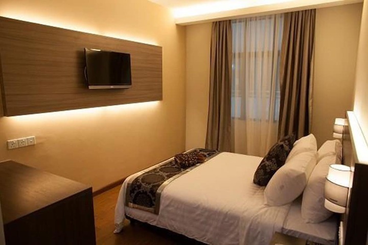 Room 18 of 41
