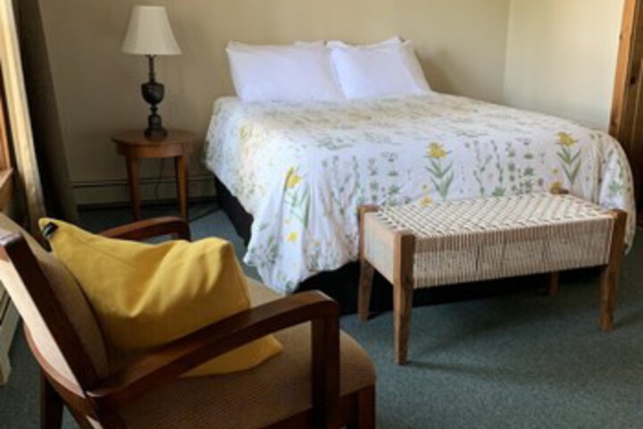 Room 44 of 47