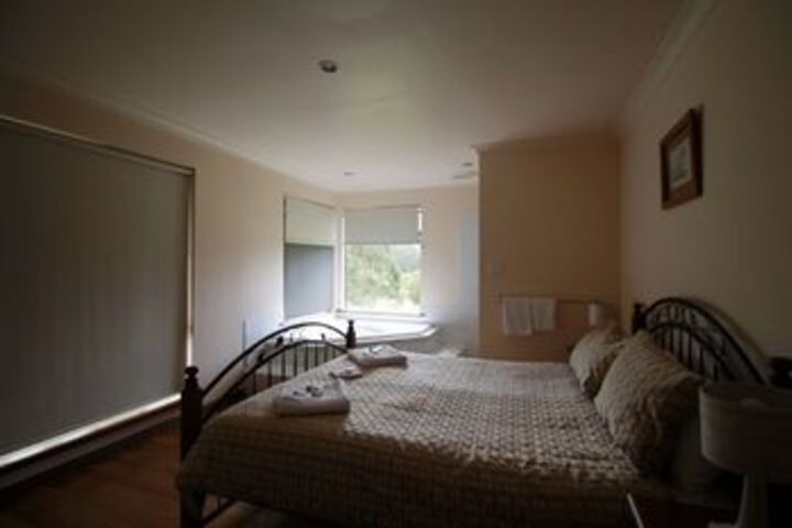Room 15 of 36