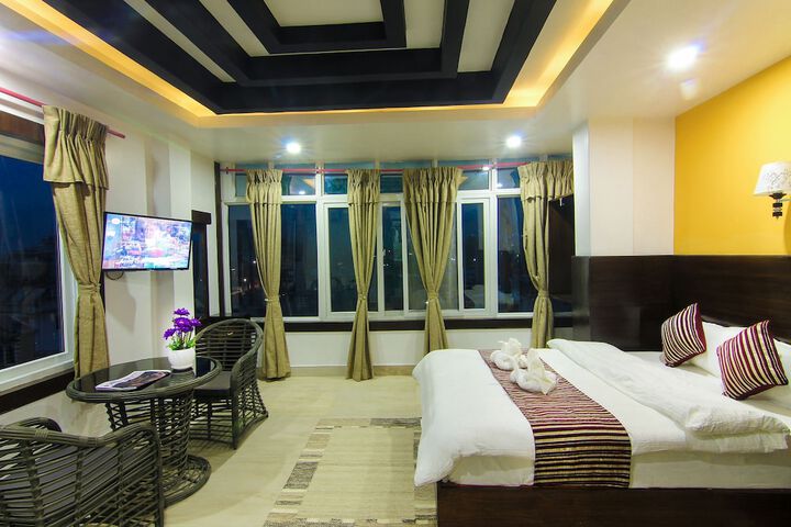 Room 17 of 45