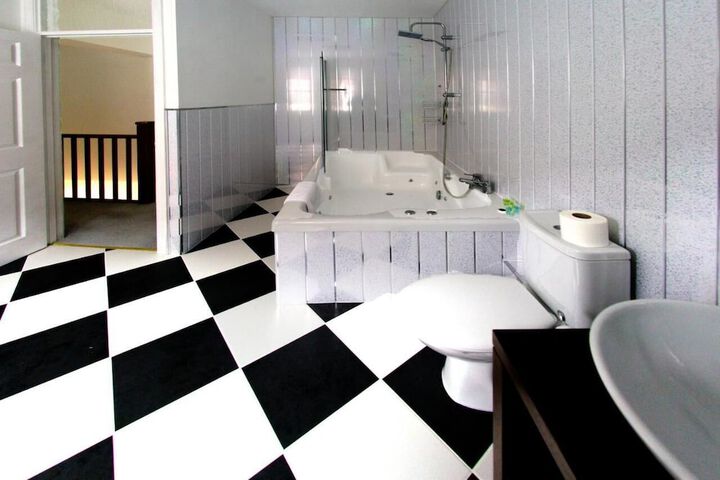Room 78 of 79