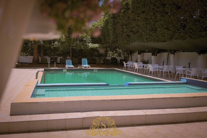 Pool 63 of 129