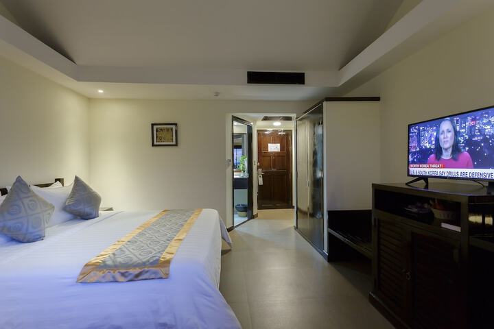 Room 20 of 132