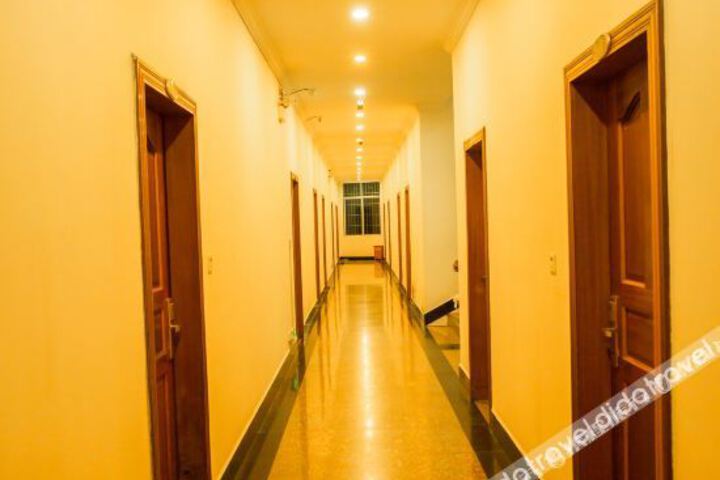 Hotel Interior 12 of 14