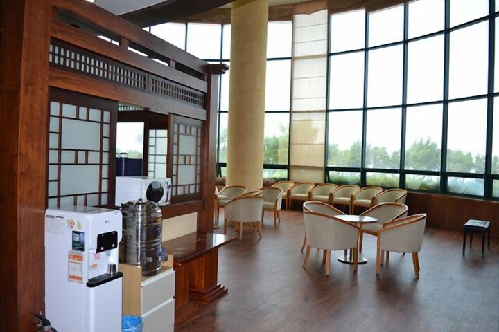 Hotel Interior 8 of 14